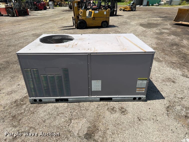 image for item EX4052 Carrier 50TFQ004--D681G heat pump