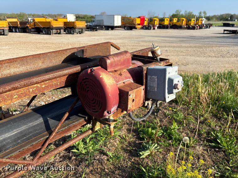 image for item FB3459 (2) E-Z Lift conveyor