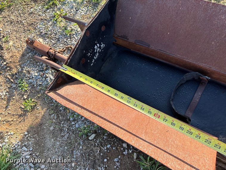image for item FB3459 (2) E-Z Lift conveyor