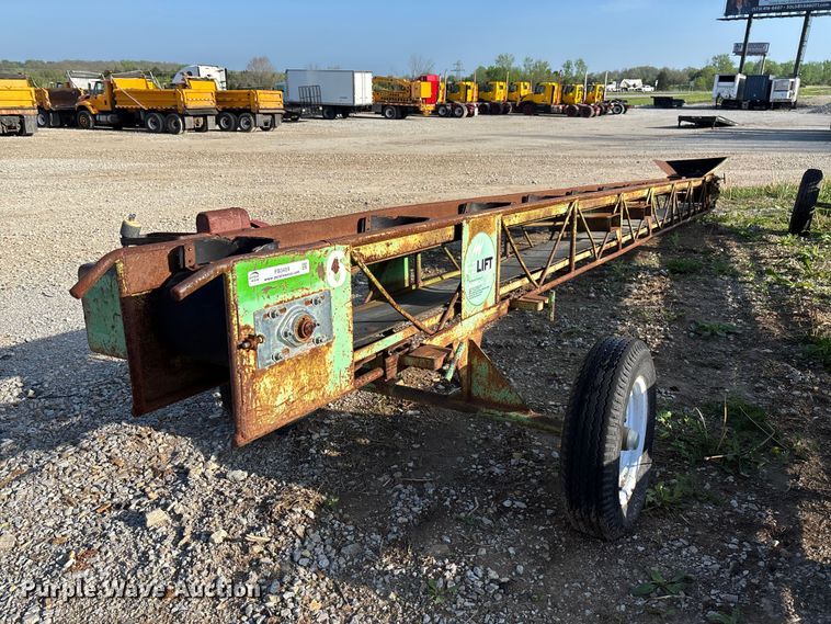 image for item FB3459 (2) E-Z Lift conveyor