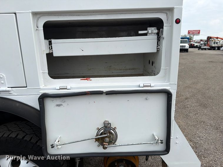 image for item FB4968 2015 Ford F250 Super Duty Ext. Cab utility bed pickup truck
