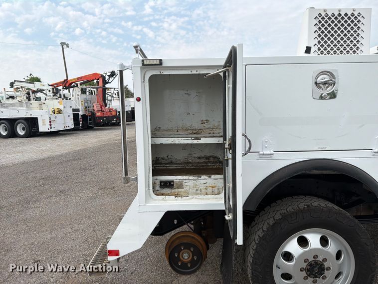 image for item FB4968 2015 Ford F250 Super Duty Ext. Cab utility bed pickup truck