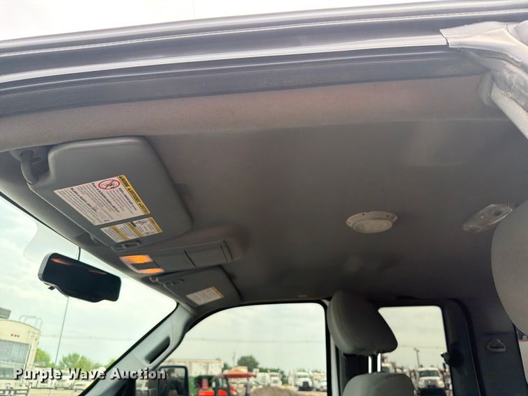 image for item FB4968 2015 Ford F250 Super Duty Ext. Cab utility bed pickup truck