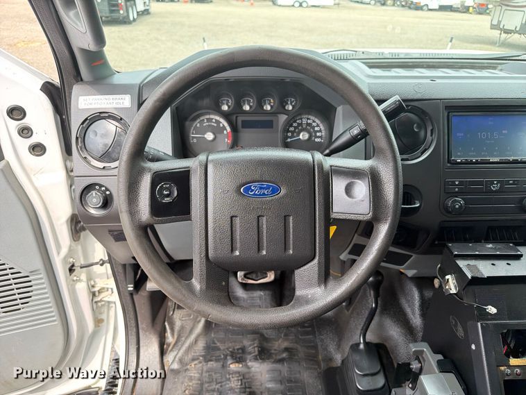 image for item FB4968 2015 Ford F250 Super Duty Ext. Cab utility bed pickup truck