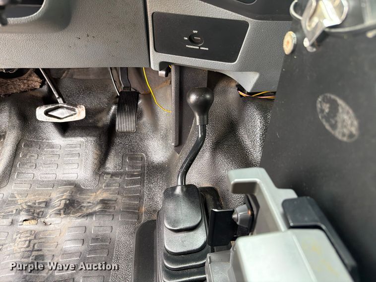 image for item FB4968 2015 Ford F250 Super Duty Ext. Cab utility bed pickup truck