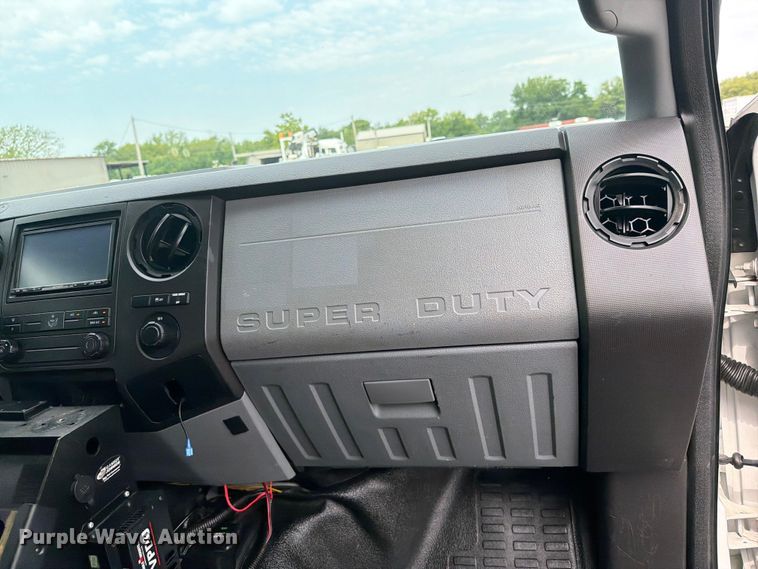 image for item FB4968 2015 Ford F250 Super Duty Ext. Cab utility bed pickup truck
