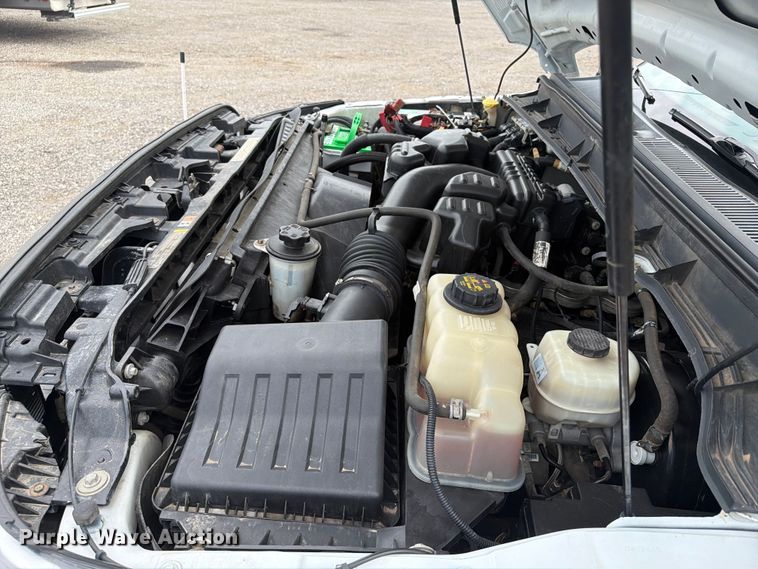 image for item FB4968 2015 Ford F250 Super Duty Ext. Cab utility bed pickup truck