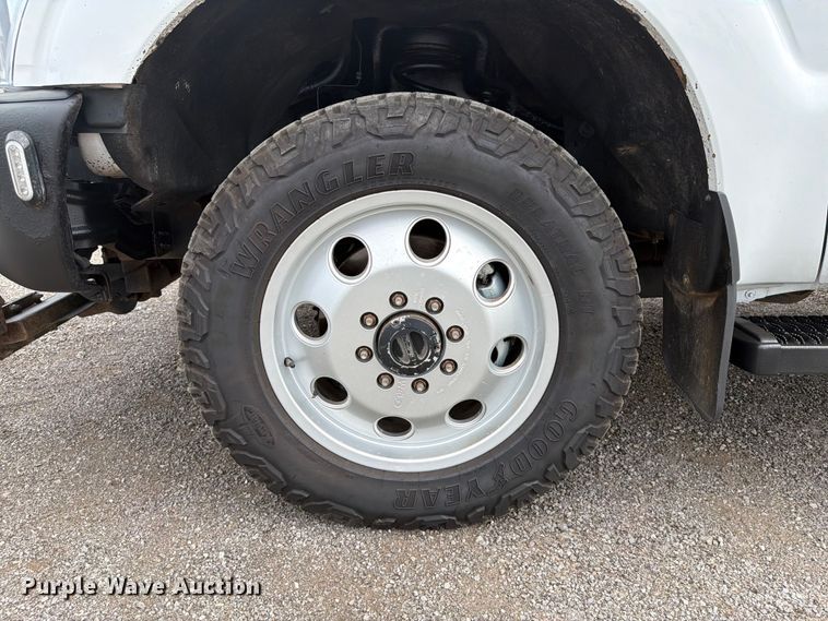 image for item FB4968 2015 Ford F250 Super Duty Ext. Cab utility bed pickup truck