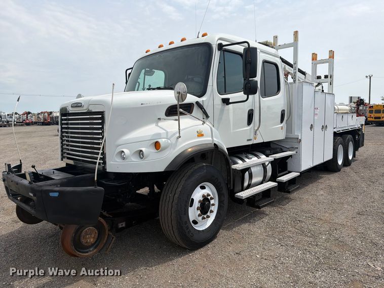 2012 Freightliner Business Class M2 Crew Cab Service Truck