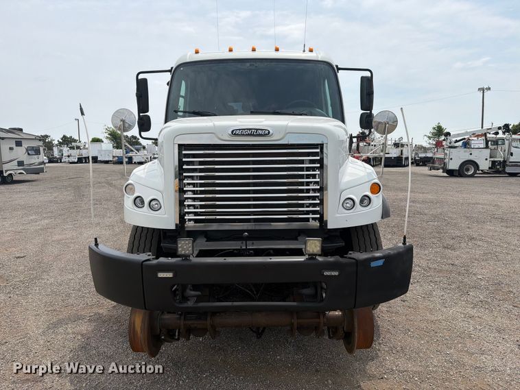 image for item FB4969 2012 Freightliner Business Class M2 Crew Cab Service Truck