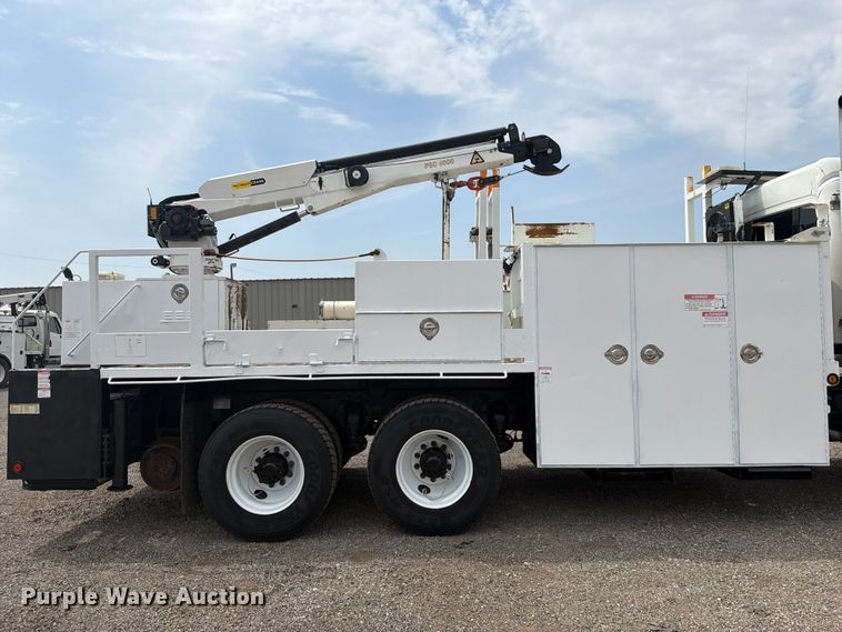 image for item FB4969 2012 Freightliner Business Class M2 Crew Cab Service Truck
