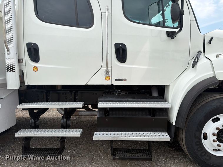 image for item FB4969 2012 Freightliner Business Class M2 Crew Cab Service Truck
