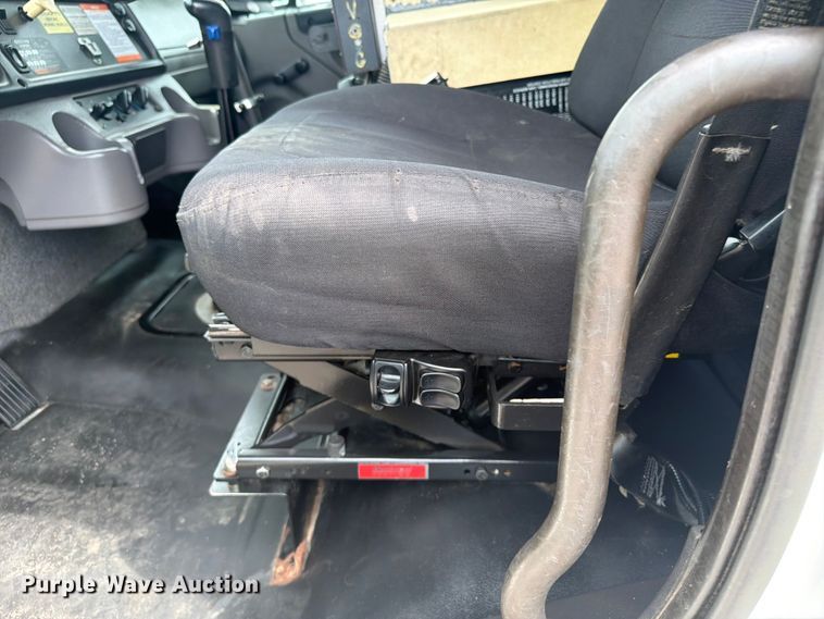 image for item FB4969 2012 Freightliner Business Class M2 Crew Cab Service Truck