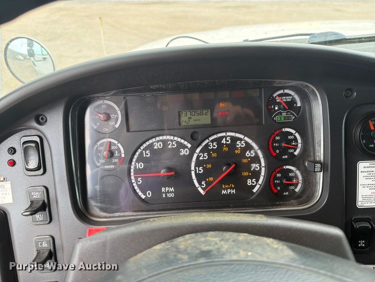 image for item FB4969 2012 Freightliner Business Class M2 Crew Cab Service Truck