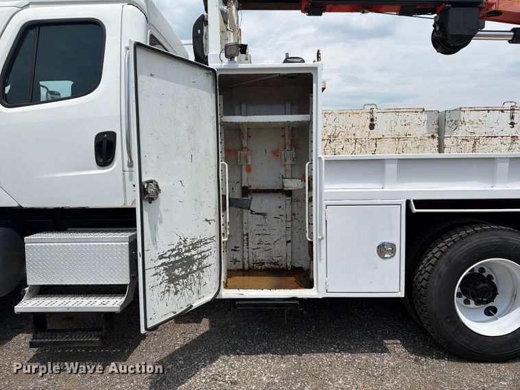 image for item FB4970 2007 Freightliner Business Class M2 Crew Cab crane truck