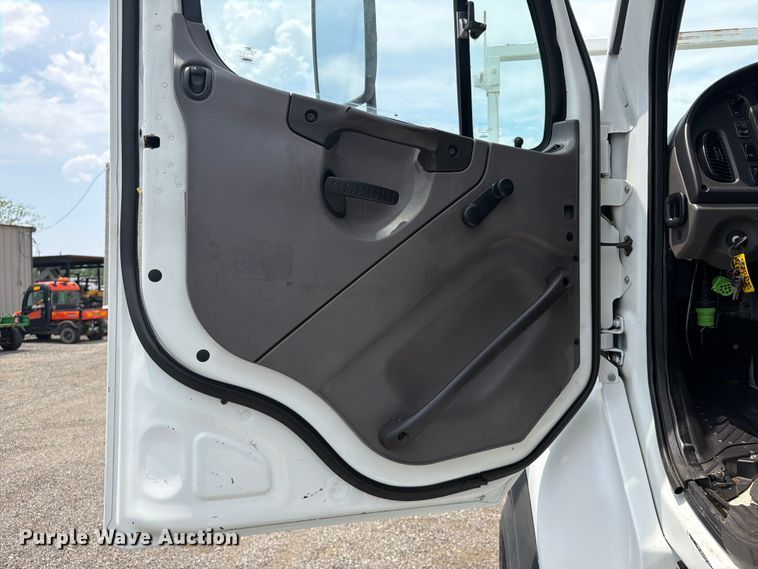 image for item FB4970 2007 Freightliner Business Class M2 Crew Cab crane truck