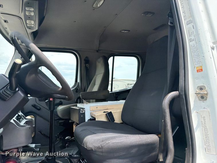 image for item FB4970 2007 Freightliner Business Class M2 Crew Cab crane truck