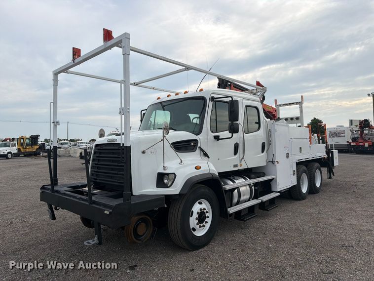 2016 Freightliner 108SD Crew Cab crane truck
