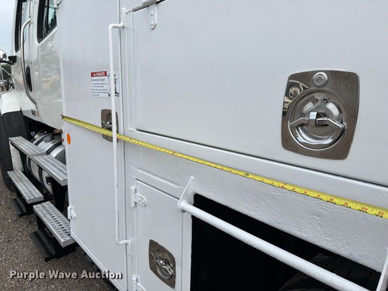 image for item FB4973 2016 Freightliner 108SD Crew Cab crane truck