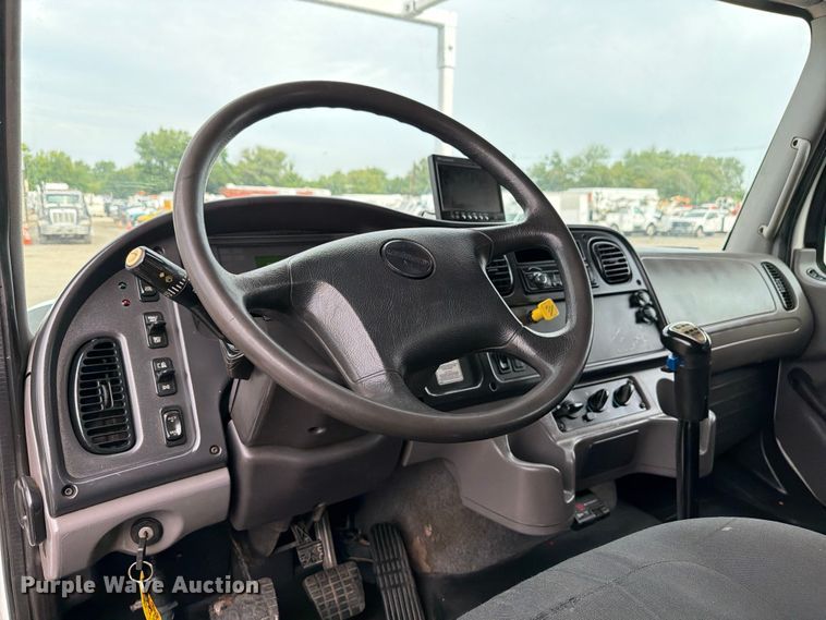 image for item FB4973 2016 Freightliner 108SD Crew Cab crane truck