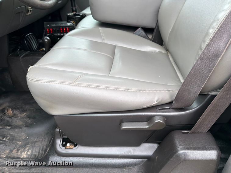 image for item FB4976 2013 Chevrolet Silverado 3500HD Ext. Cab utility bed pickup truck