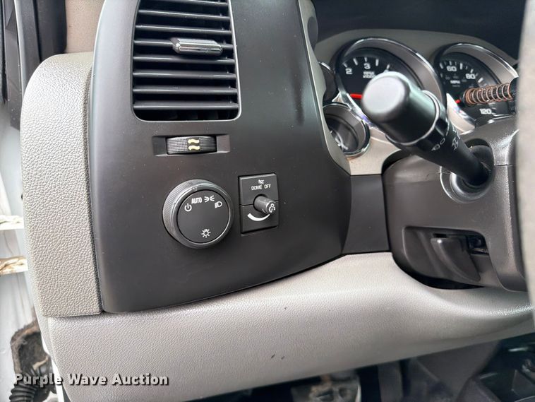 image for item FB4976 2013 Chevrolet Silverado 3500HD Ext. Cab utility bed pickup truck