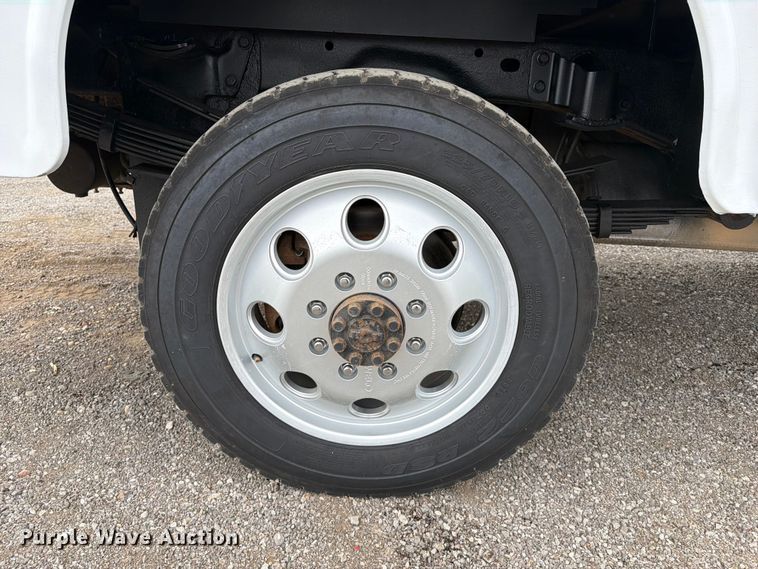 image for item FB4976 2013 Chevrolet Silverado 3500HD Ext. Cab utility bed pickup truck