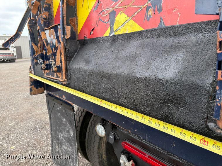 image for item FB4978 2019 Volvo VHD dump truck