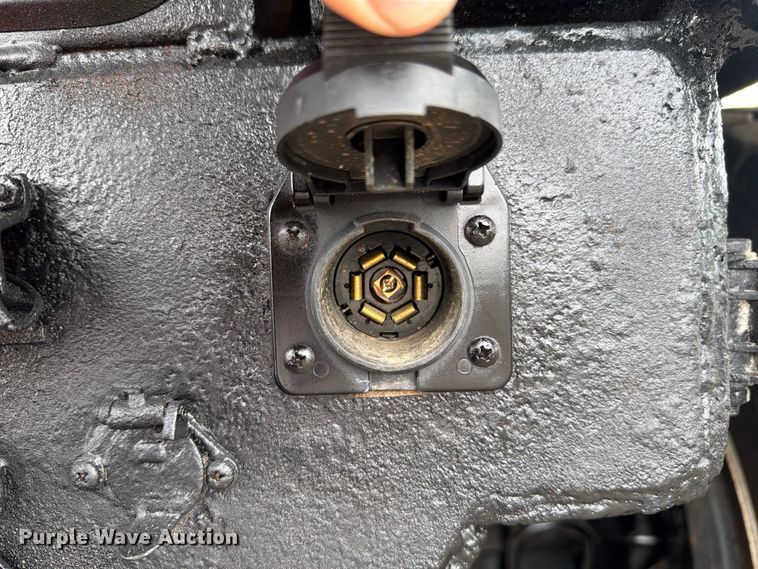 image for item FB4978 2019 Volvo VHD dump truck