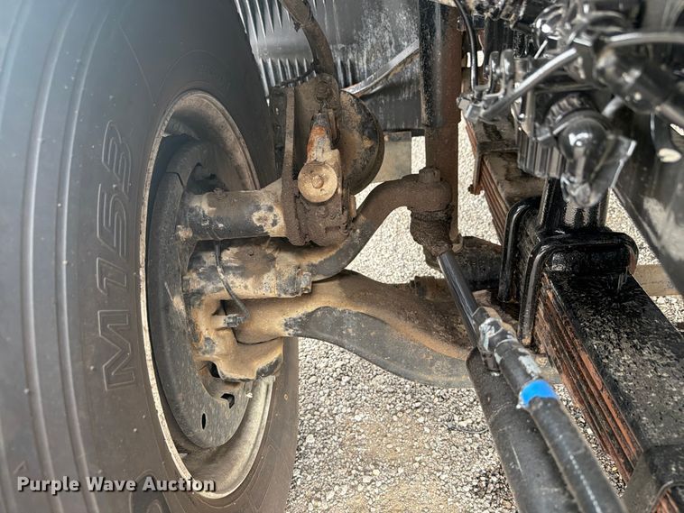 image for item FB4978 2019 Volvo VHD dump truck
