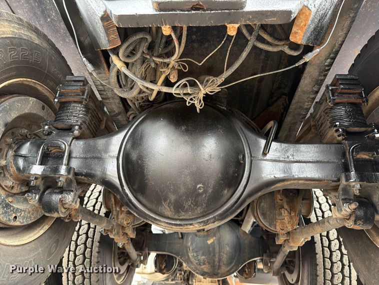 image for item FB4978 2019 Volvo VHD dump truck