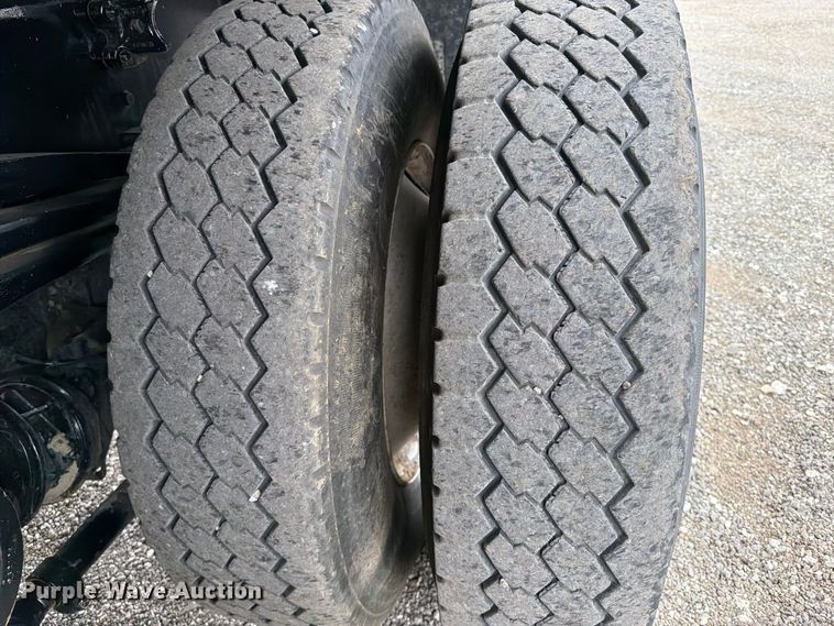 image for item FB4978 2019 Volvo VHD dump truck