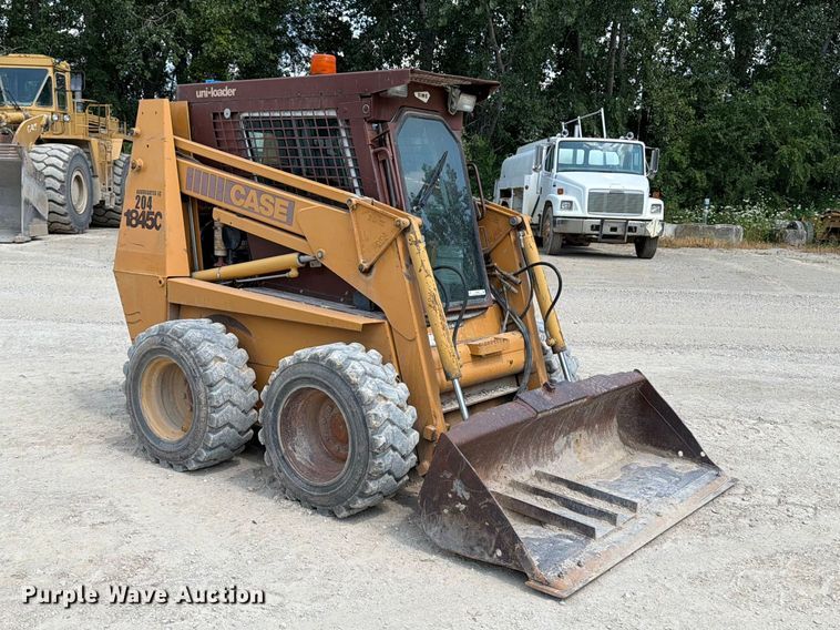 image for item FB5860 1994 Case 1845C skid steer loader