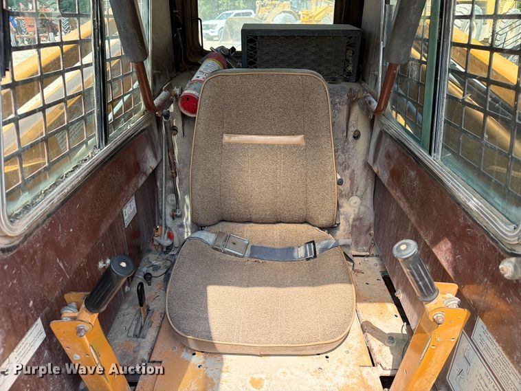 image for item FB5860 1994 Case 1845C skid steer loader