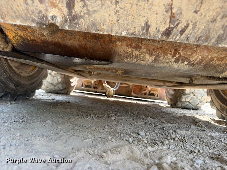 image for item FB5860 1994 Case 1845C skid steer loader