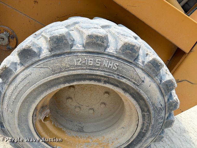 image for item FB5860 1994 Case 1845C skid steer loader