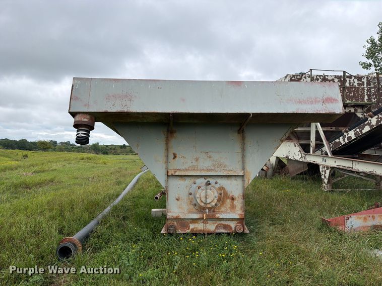 image for item FB5863 Eagle Iron Works sand screw screening plant