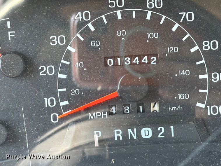 image for item FB5875 2002 National RV Sea Breeze RV