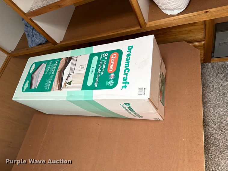 image for item FB5875 2002 National RV Sea Breeze RV