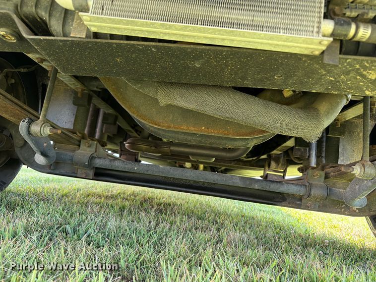 image for item FB5875 2002 National RV Sea Breeze RV