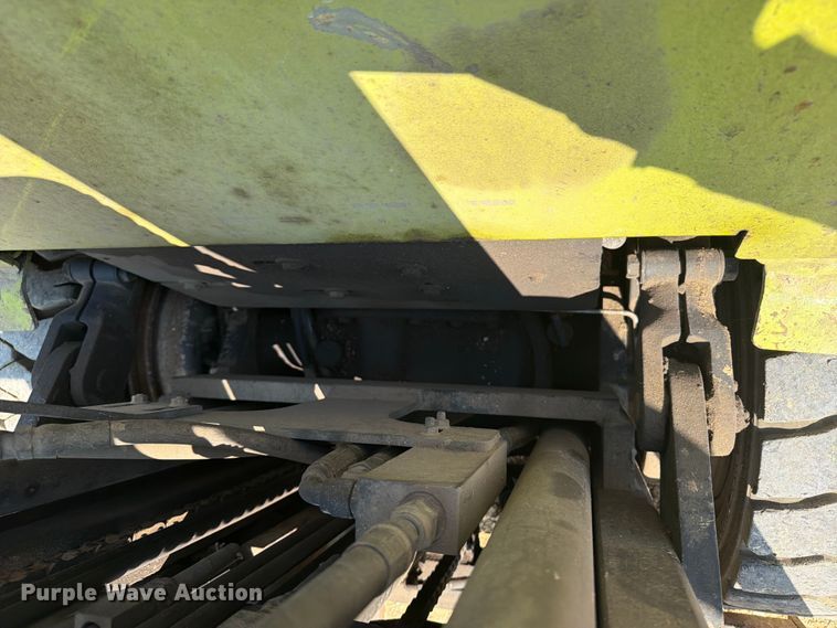 image for item FB5876 Clark CGP-30 forklift