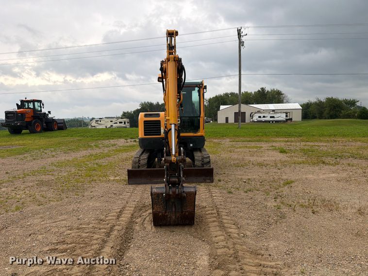 image for item FB5878 2015 Hyundai Robex 60CR-9A mini excavator