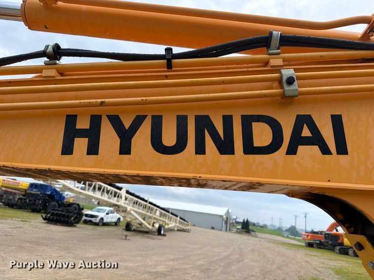 image for item FB5878 2015 Hyundai Robex 60CR-9A mini excavator