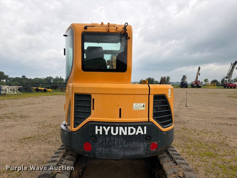 image for item FB5878 2015 Hyundai Robex 60CR-9A mini excavator