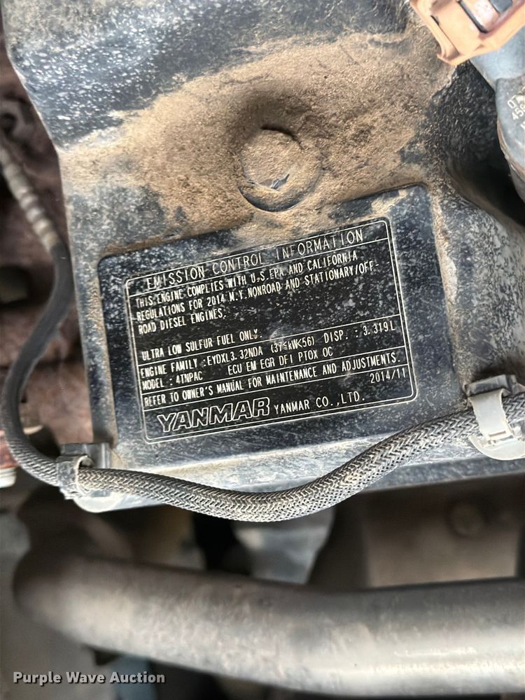 image for item FB5878 2015 Hyundai Robex 60CR-9A mini excavator