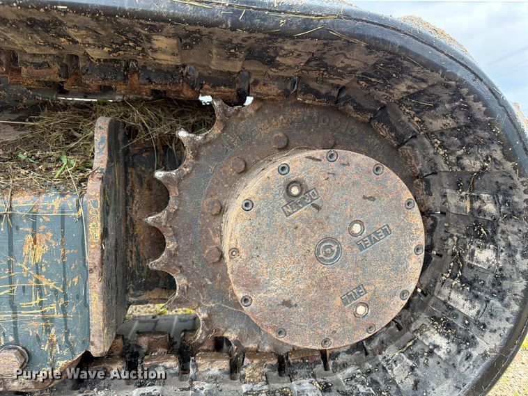 image for item FB5878 2015 Hyundai Robex 60CR-9A mini excavator
