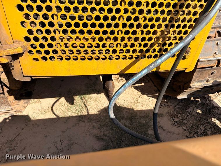 image for item FB8276 1977 Caterpillar D6D dozer