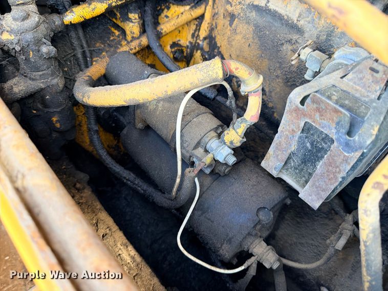 image for item FB8276 1977 Caterpillar D6D dozer