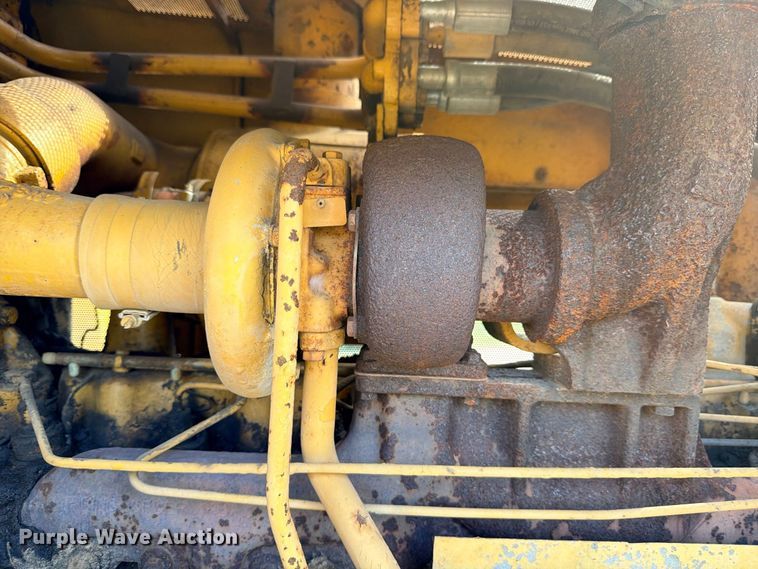 image for item FB8276 1977 Caterpillar D6D dozer
