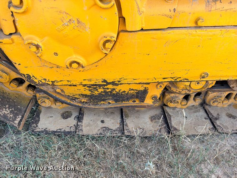 image for item FB8276 1977 Caterpillar D6D dozer